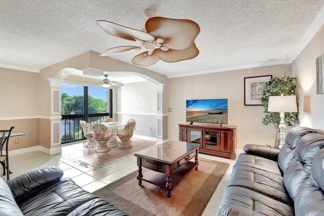 Photo - 1915 Lavers Cir Unit E-303