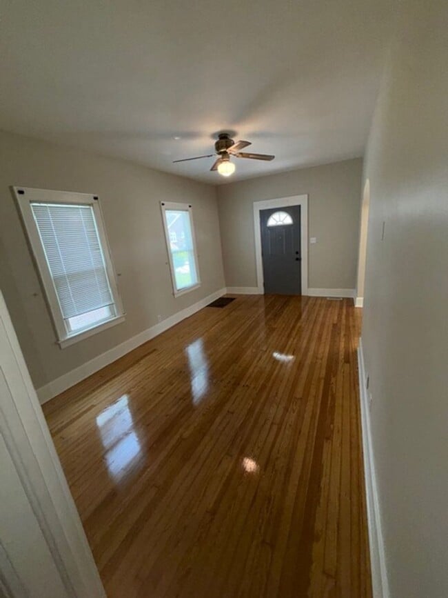 Photo - 750 E Delaware St Unidad A