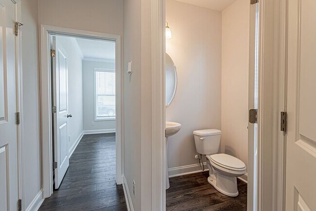 Photo - END UNIT Townhome in Popular Sudduth Farms...