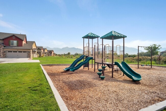 Photo - 1227 SilverCrest Dr