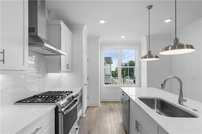 Photo - 5430 Howington Ct