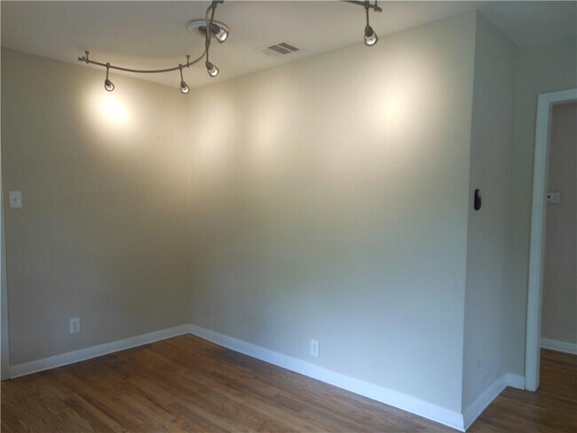 Photo - 4615 Banister Ln