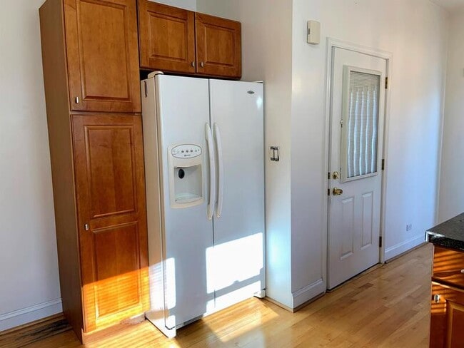 Photo - 5825 N Rogers Ave Unit #2