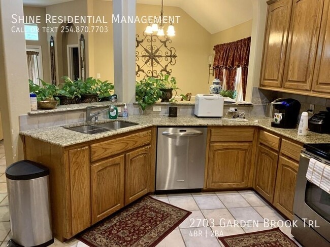 Photo - 2703 Garden Brook Trail