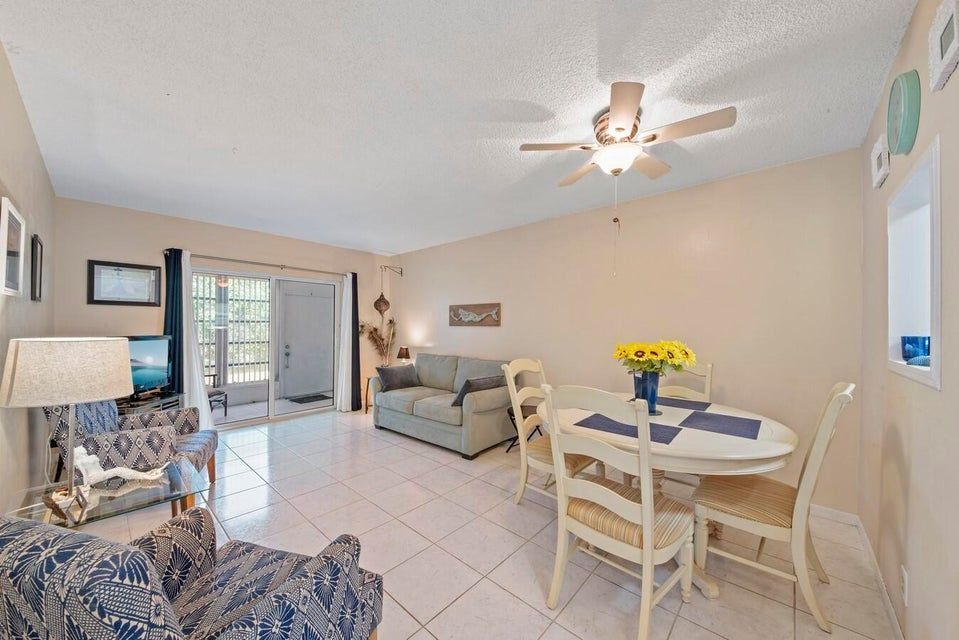 Photo - 1111 Lake Terrace Condo