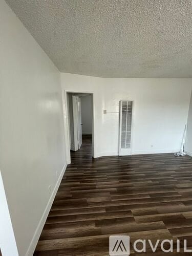 Photo - 916 W 84th St Unit 10