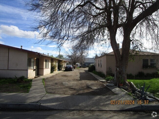 Building Photo - 507 30th St Unit 507 30th 3 Rental
