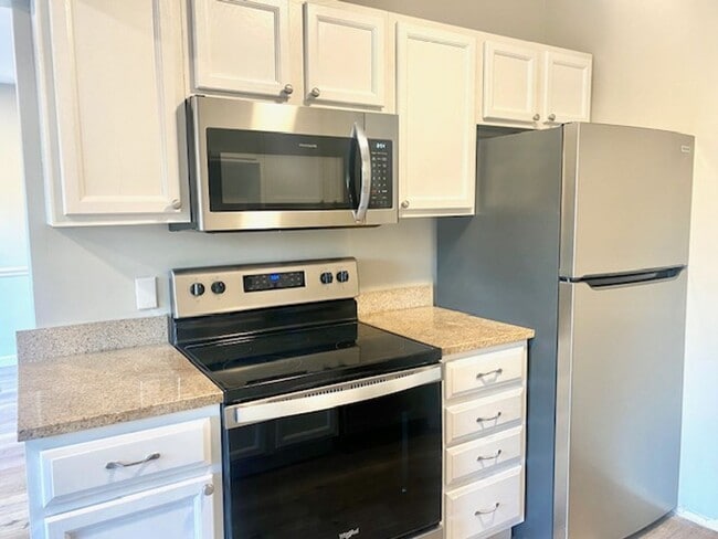 Photo - Linwood Towers