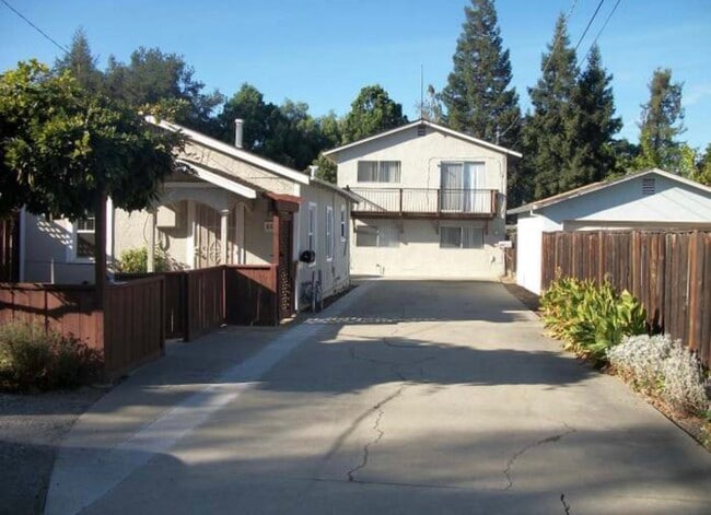 Photo - 867 Paula St