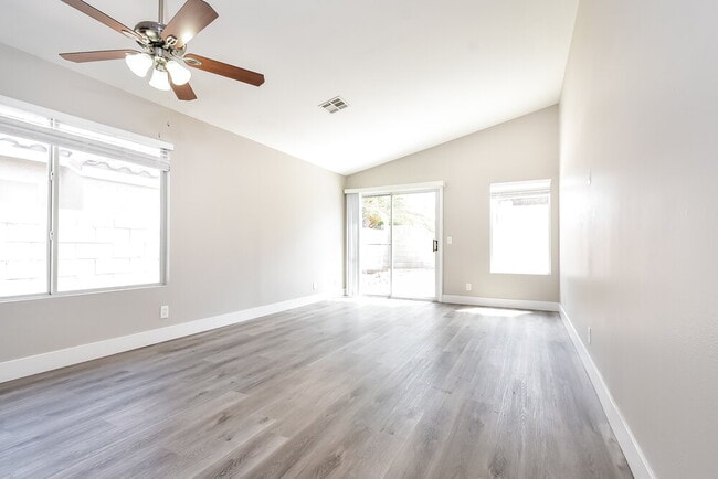 Photo - 9412 Morehouse Pl