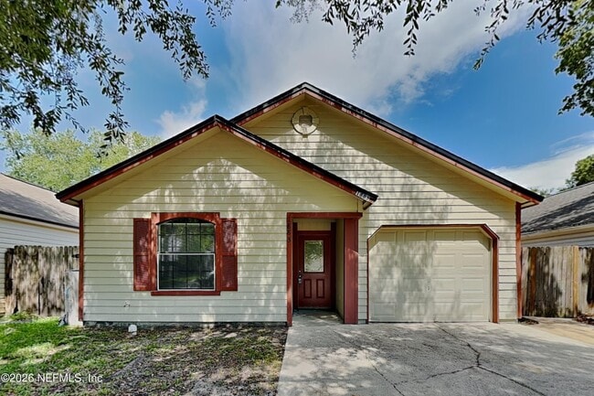 Building Photo - 1883 MacKenzie Ct S