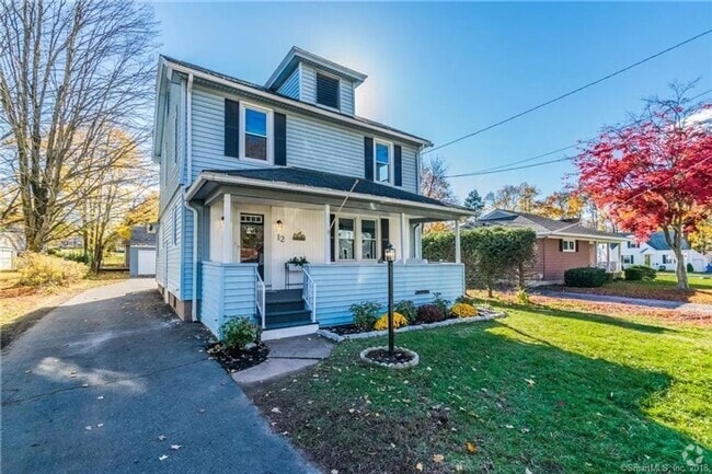 Building Photo - Charming 3BR House in Manchester
