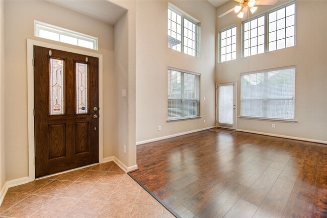 Photo - 1227 Glenwood Canyon Ln