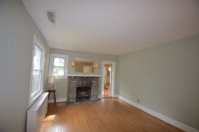 Photo - 4610 3rd St S
