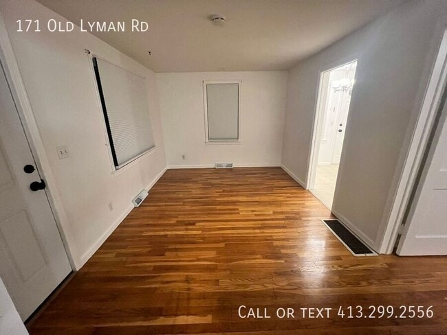 Photo - 171 Old Lyman Rd