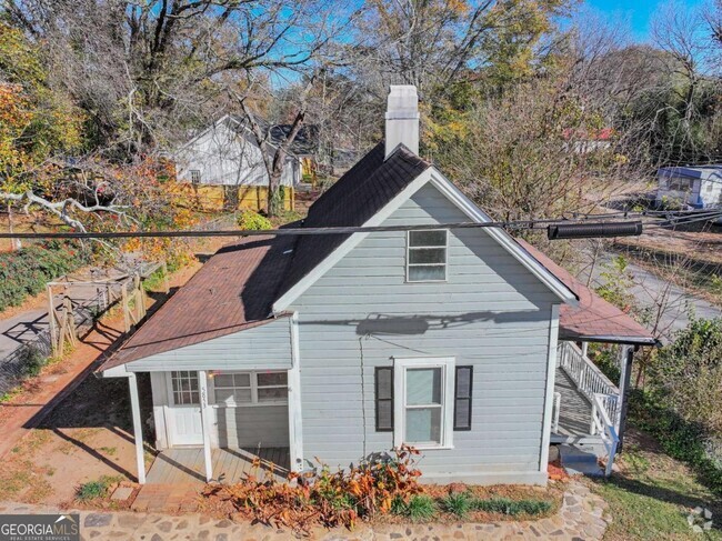 Building Photo - 5853 Maiden Ln Rental