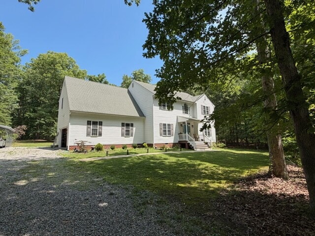 4 Bedroom Home on 3.65 Acres in Moseley – Available September 22nd – $3,500/mo