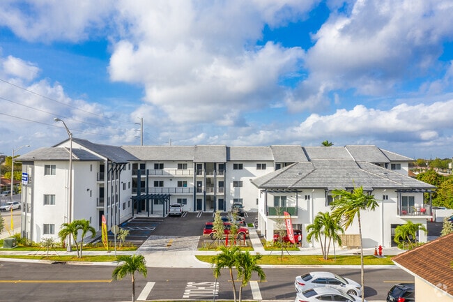 Building Photo - Nueva Aventura Rental