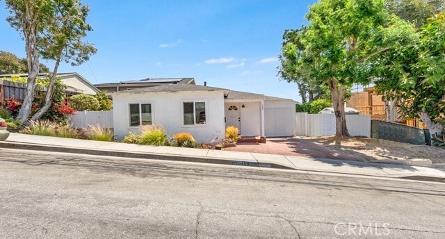 Building Photo - 708 S Redondo Ave Rental