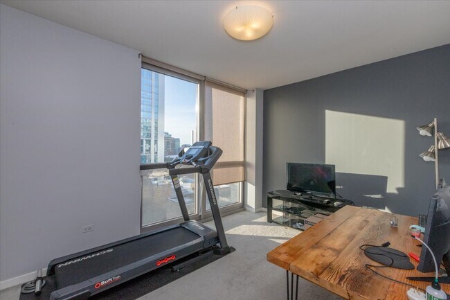 Photo - 200 W Grand Ave Unit 1203