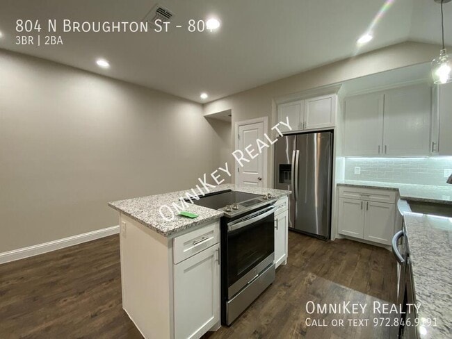 Photo - 804 N Broughton St Unidad 804