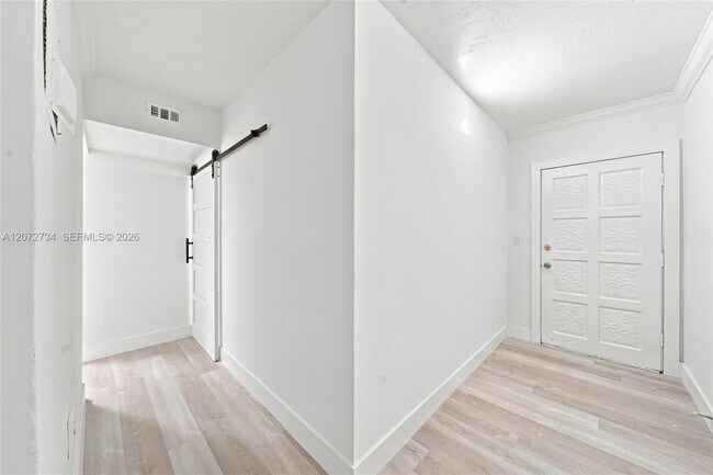 Photo - 219 NW 10th Ave Unit APT #2