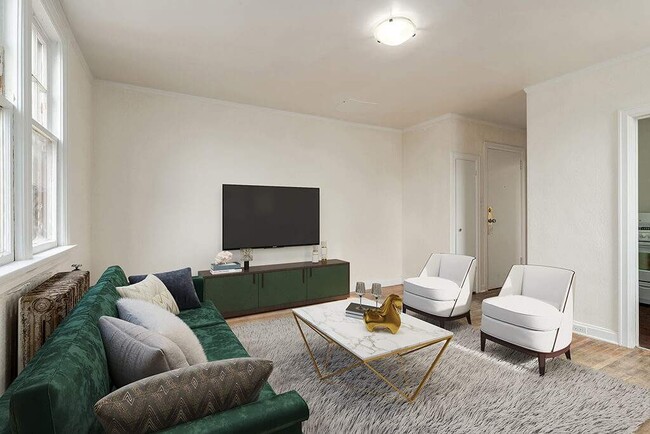 Tudor Manor - Tudor Manor