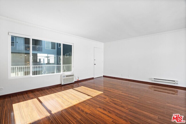 Photo - 1420 S Bedford St Condo Unit 206