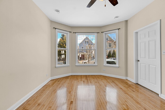 Photo - 3056 N Drake Ave