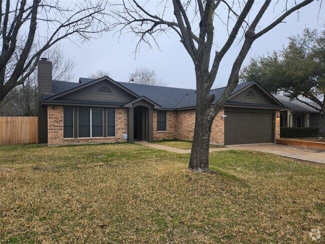 Building Photo - 201 Quail Cir Rental