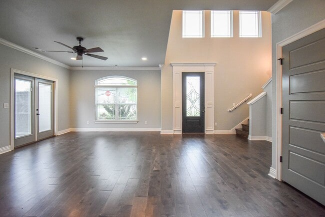 Photo - Stunning 4 bedroom, 2.5 bathroom home in Fayetteville!