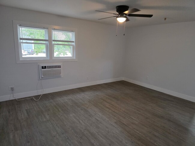 Photo - Riverside Apartments - OPEN HOUSE!!!