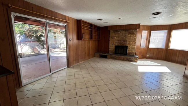 Photo - Uptown Lovely Home for Lease! 3 Bedroom, 2...