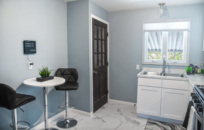 Photo - 202 S Washington St