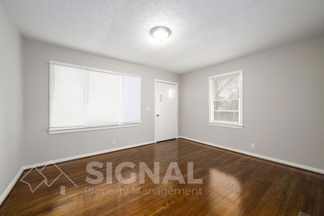 Photo - 330 Harlem Ave