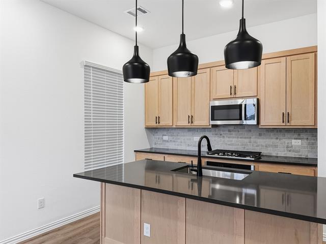 Photo - 721 Kerrville Ln