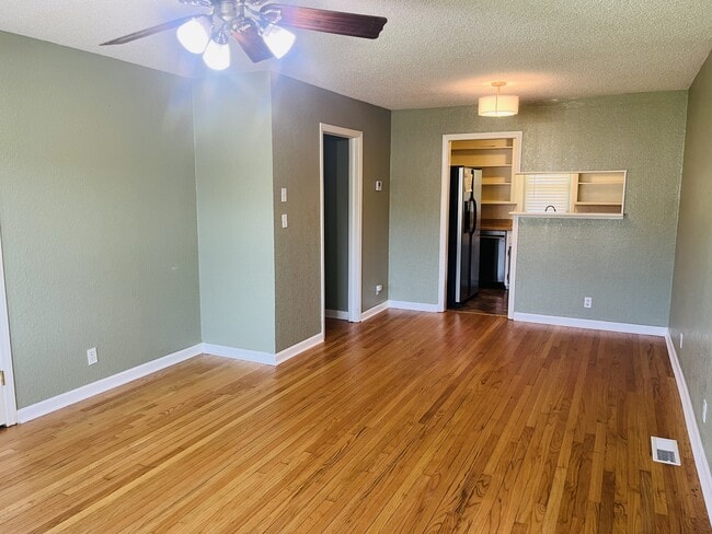 Photo - 2216 Downing St