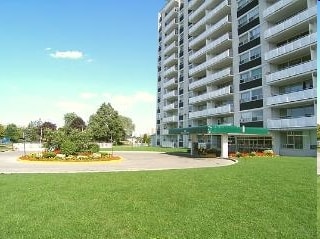 Photo - 25 Stong Court