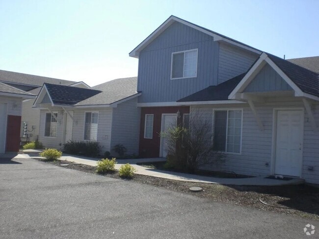 Building Photo - 6340 W Trestle St Unit 2 Rental