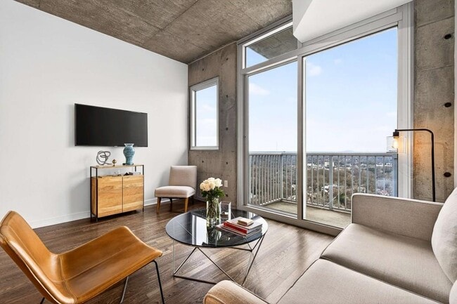 Building Photo - 855 Peachtree St NE Unit 2415