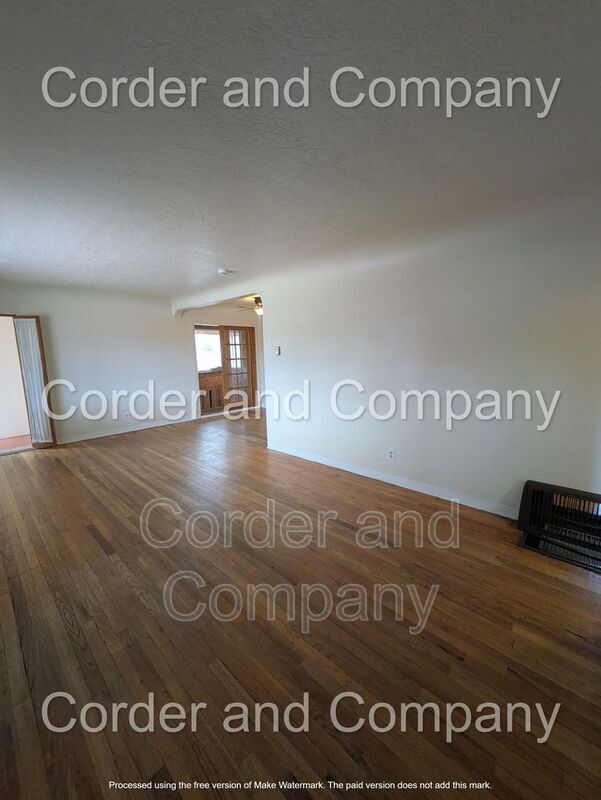 Photo - 4741 Southern Ave SE