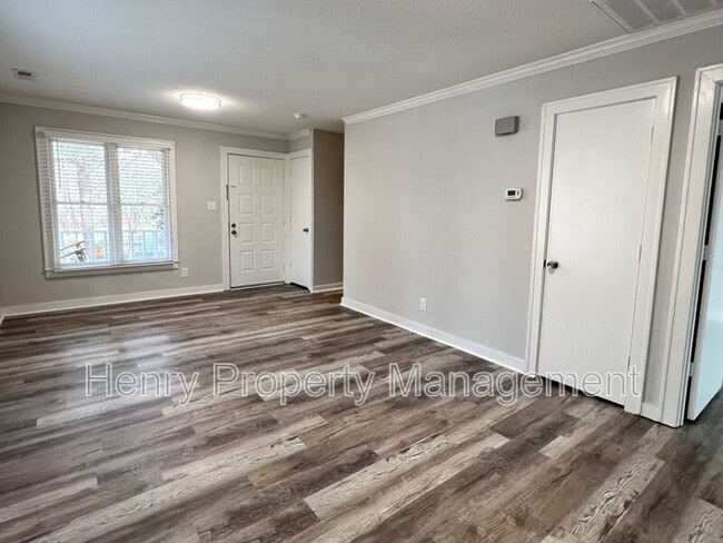 Photo - 150 Carmichael Ct