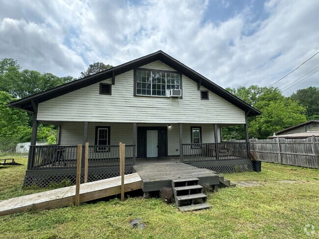 Building Photo - 1195 Commerce Ave Rental