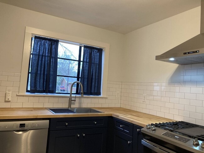 Photo - 3212 Alabama Ave Unit A