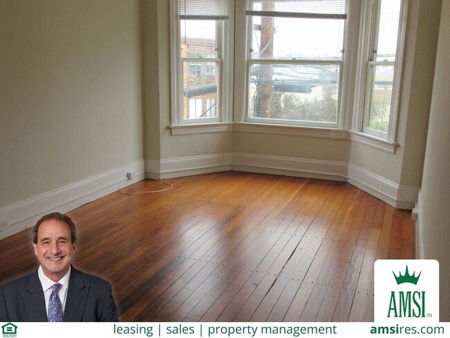 Building Photo - 1 bedroom w/ Washer and Dryer**Excellent City View! Open Sat/Sun, 3-4.