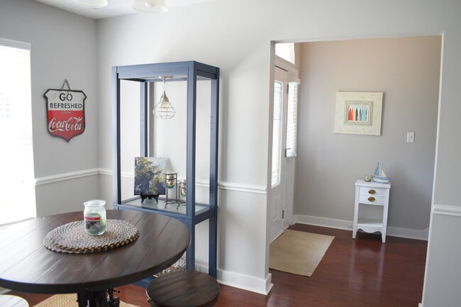 Photo - 1505 Lynchfield Ct