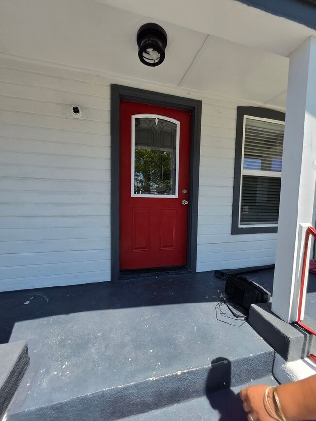 2677 Carleton Ave
