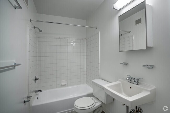 2HAB,2BA - 975 ft² - 314 ELEVATION