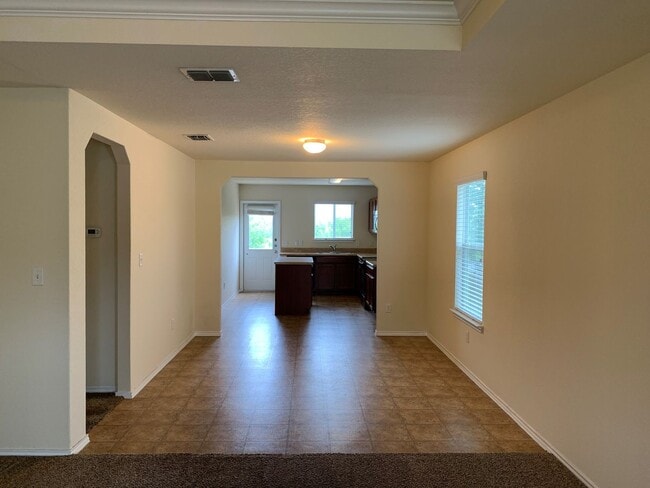 Photo - 3 Bedroom Single Story Home With An Open Floor Plan!