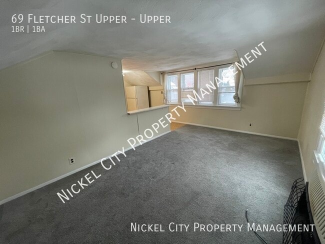 Photo - 69 Fletcher St Unit Upper